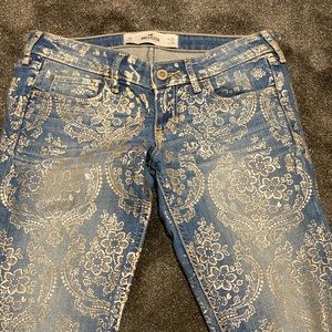 Hollister Blue and Cream Patterned Women Jeans
